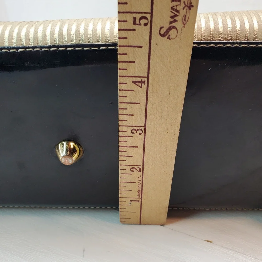 Carmen Steffens Leather Gold Striped Purse Black Leather‎ Accents